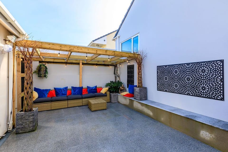 Outdoor seating in shared garden 