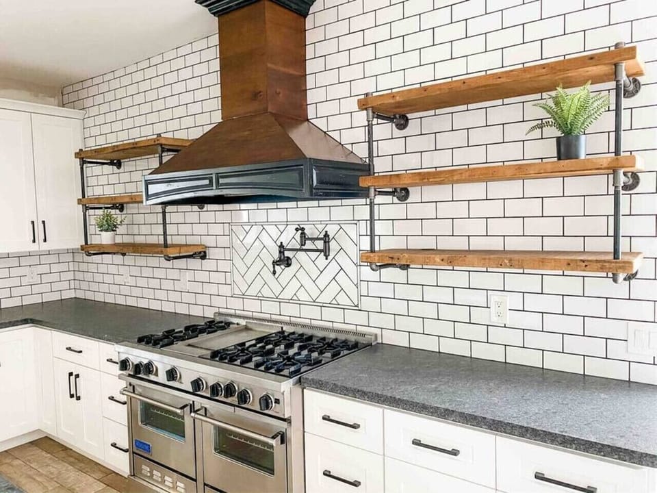 48” gas range and hood