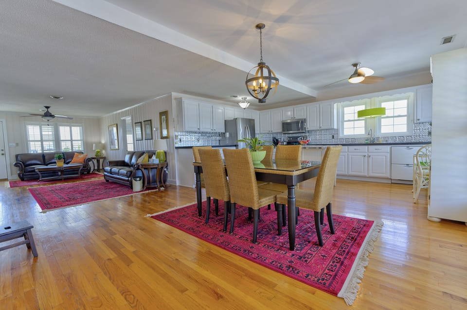 Dining/kitchen area.