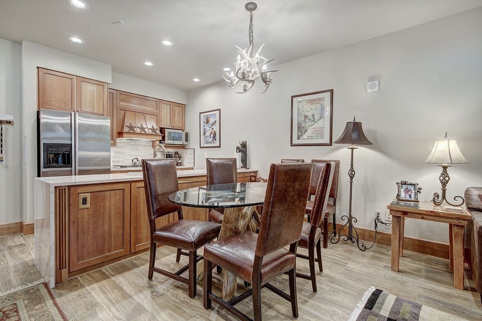 Condo, 1 Bedroom | Dining