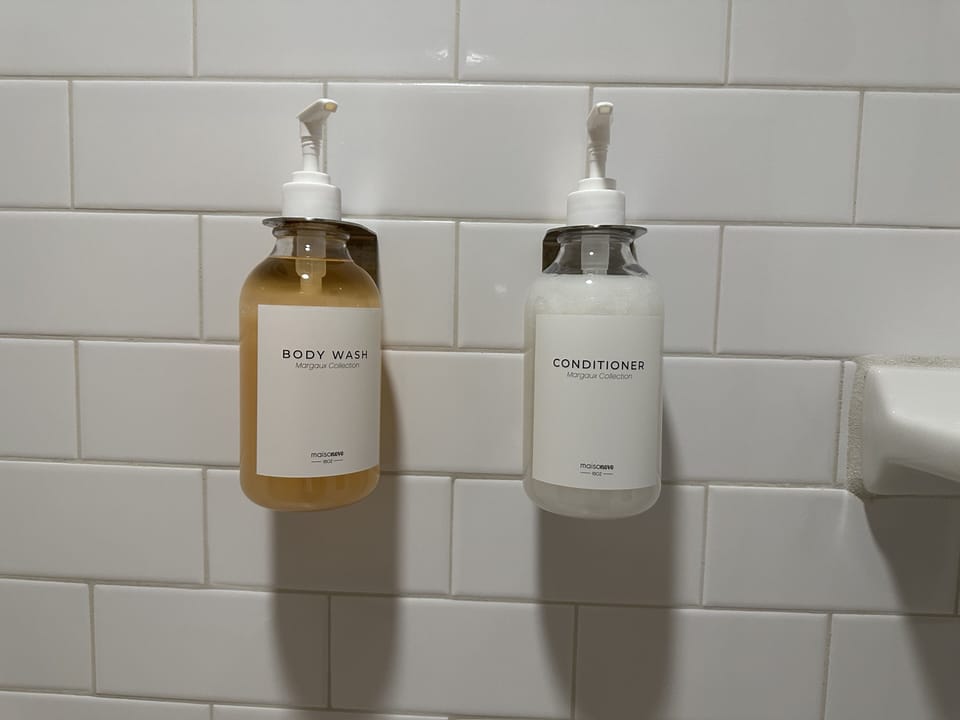 Bathroom amenities