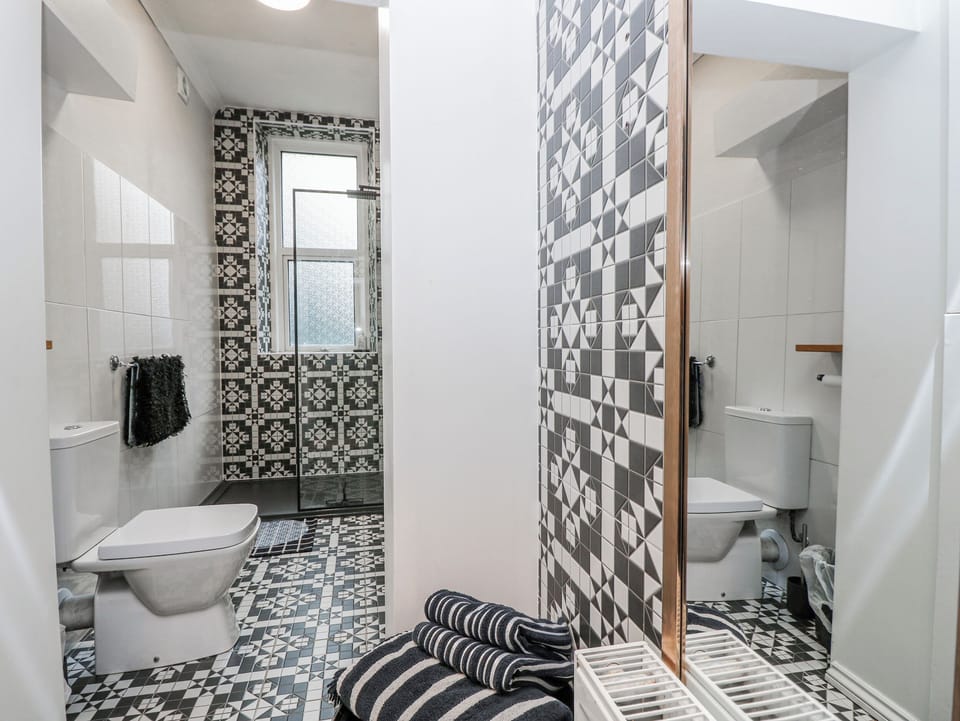 No. 5 Cliffview Apartment in Ventnor