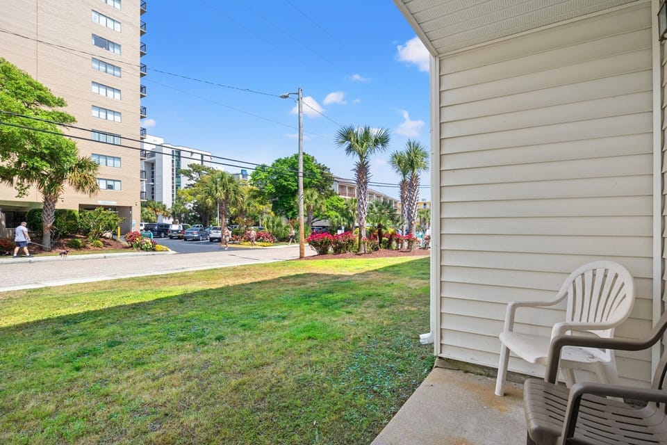Outside Sitting Area