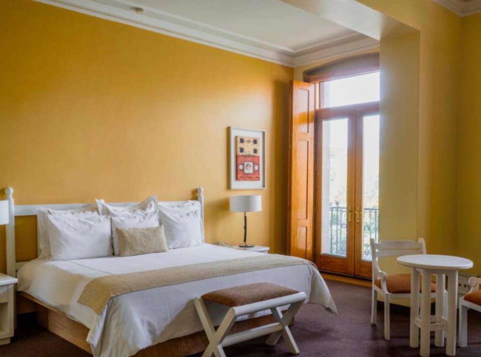 Panoramic Suite, 1 King Bed, City View | In-room safe, desk, blackout drapes, soundproofing