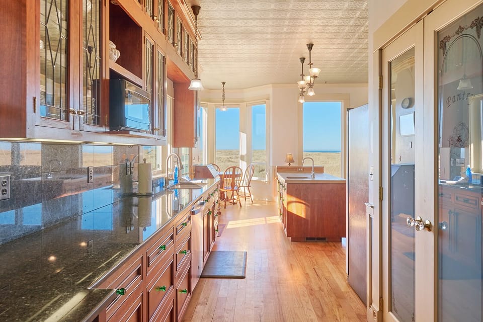 Entry into the kitchen from the Rec Room