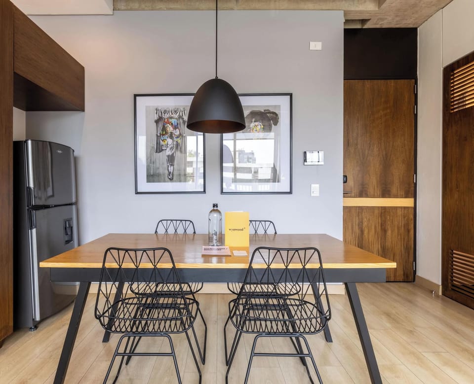 Attractive dining area