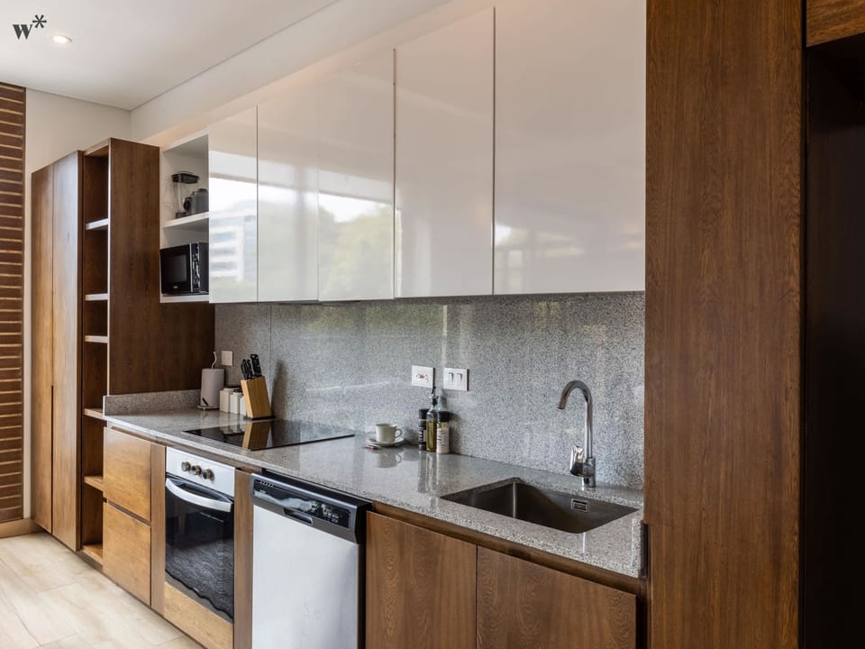 Well equipped kitchen