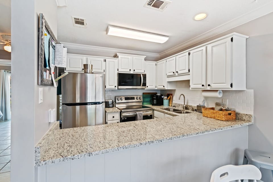 Fully Stocked Kitchen