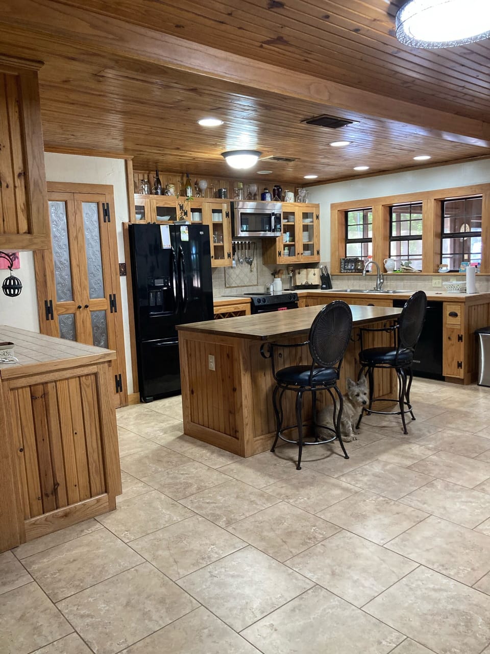 Full kitchen with island   