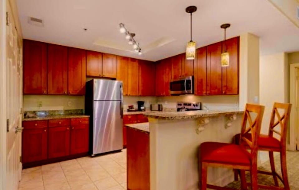 Large full kitchen