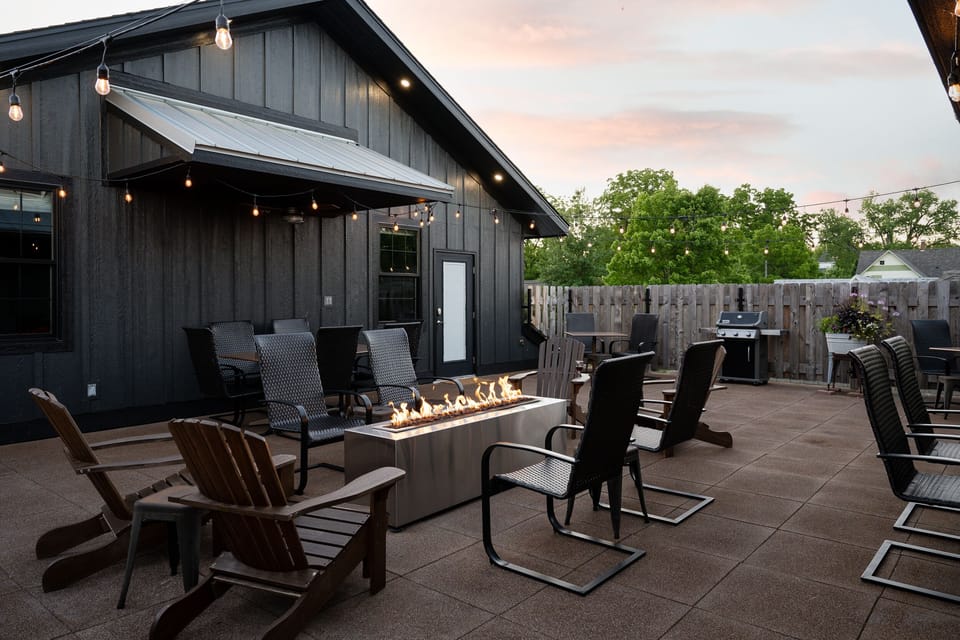 Rooftop Patio Barn Burner Fire Table (1)