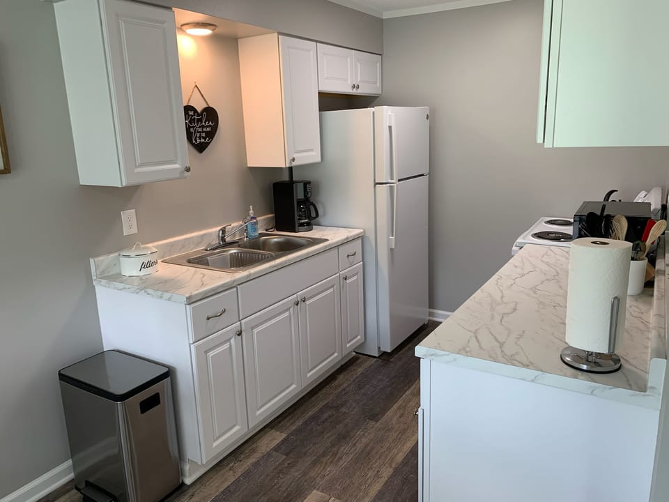 Kitchen has ample storage space! 