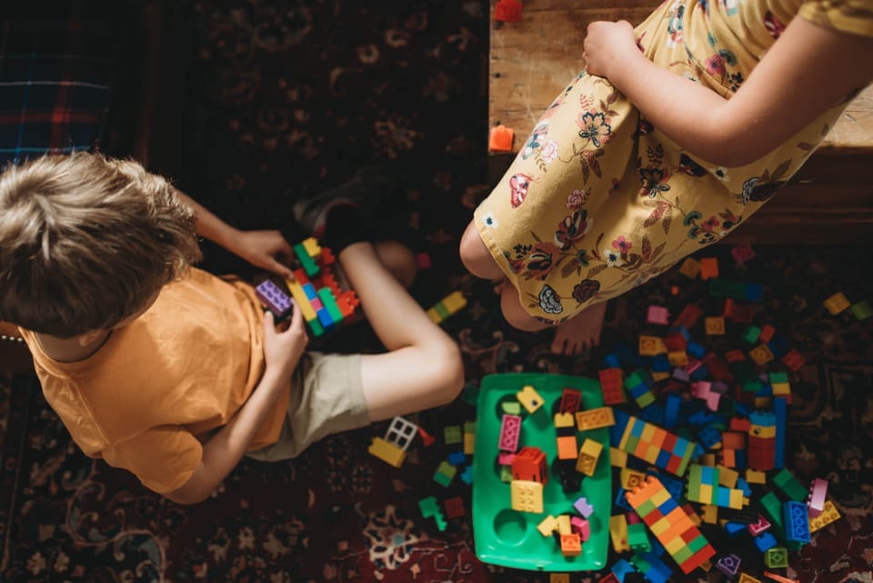 3 West Barn Burner Living Kids Playing Blocks