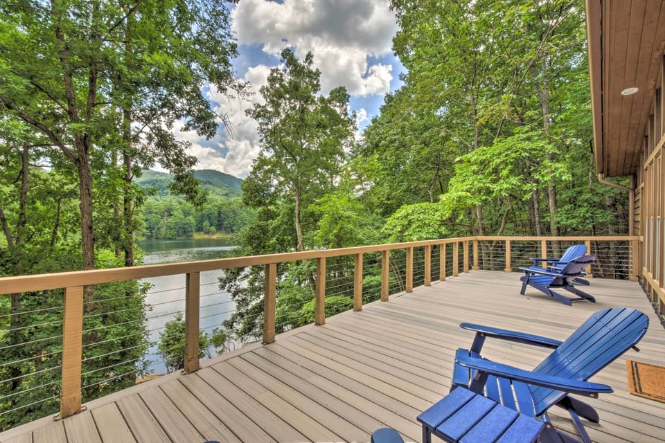 Private Deck