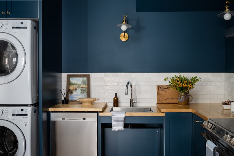 1 North Barn Burner Kitchen Laundry