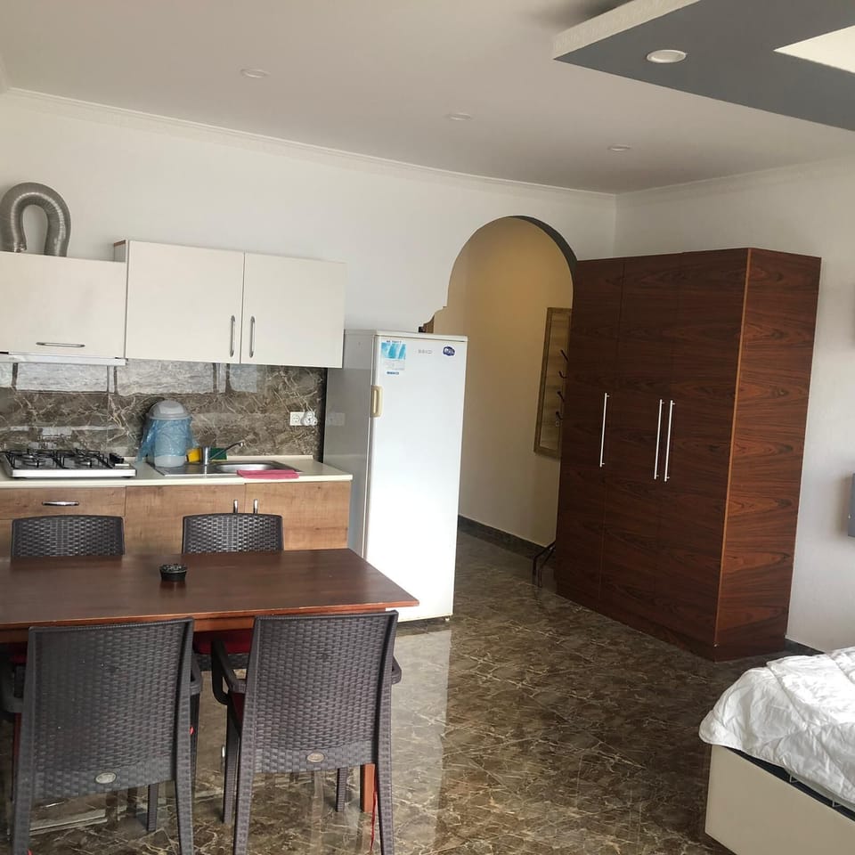 Deluxe Room | Premium bedding, in-room safe, WiFi (free)