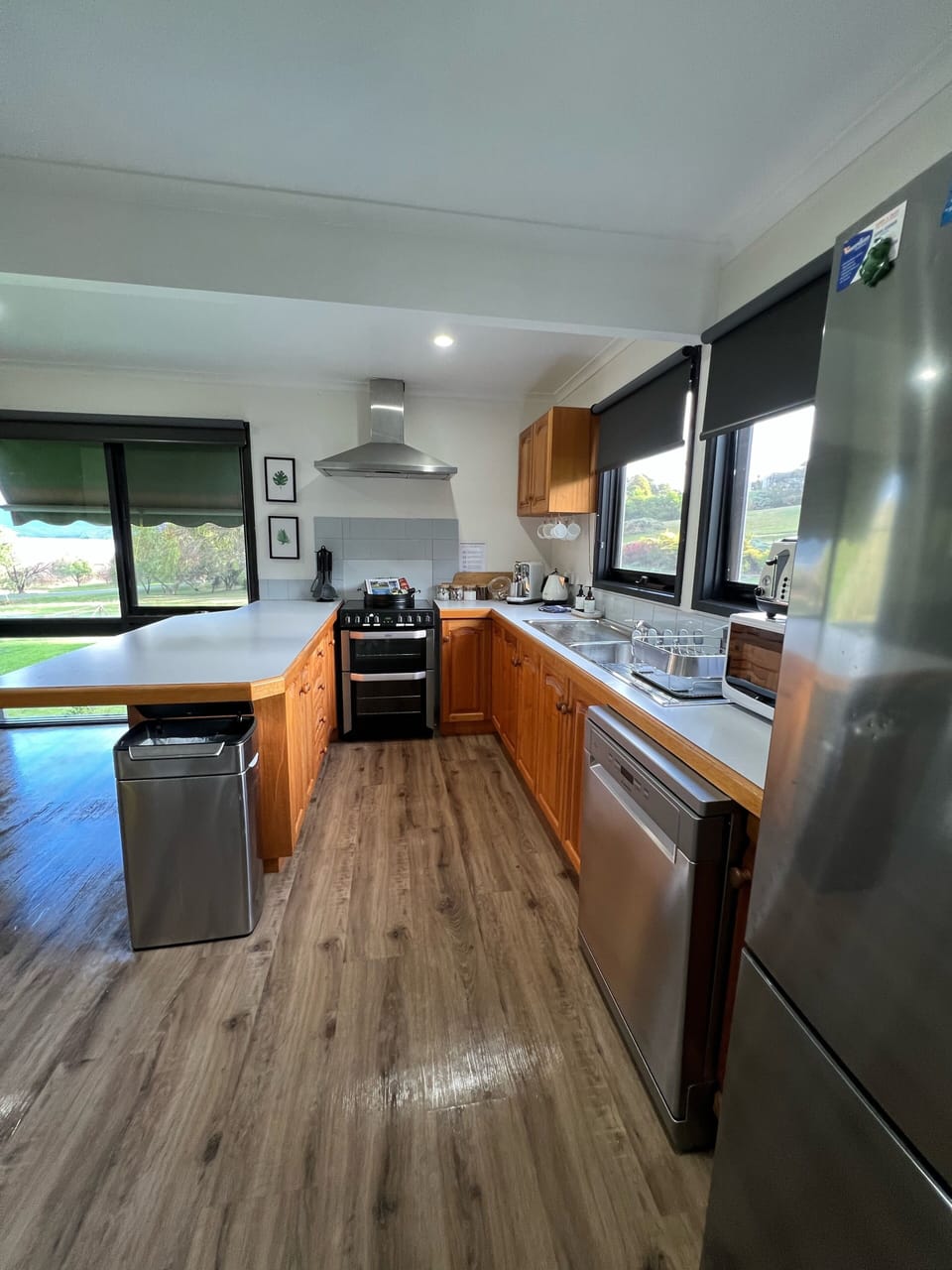Fully equipped kitchen with d/washer, full fridge, double oven & induction stove