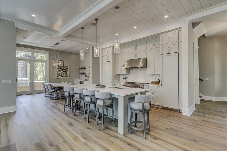Kitchen/Dining Area