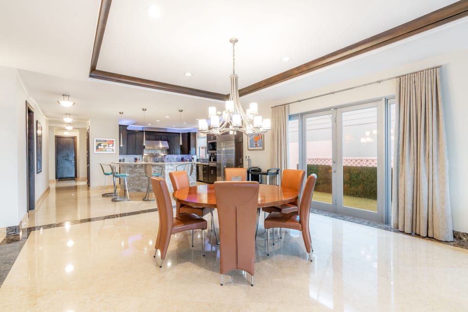 Main Dining Area 