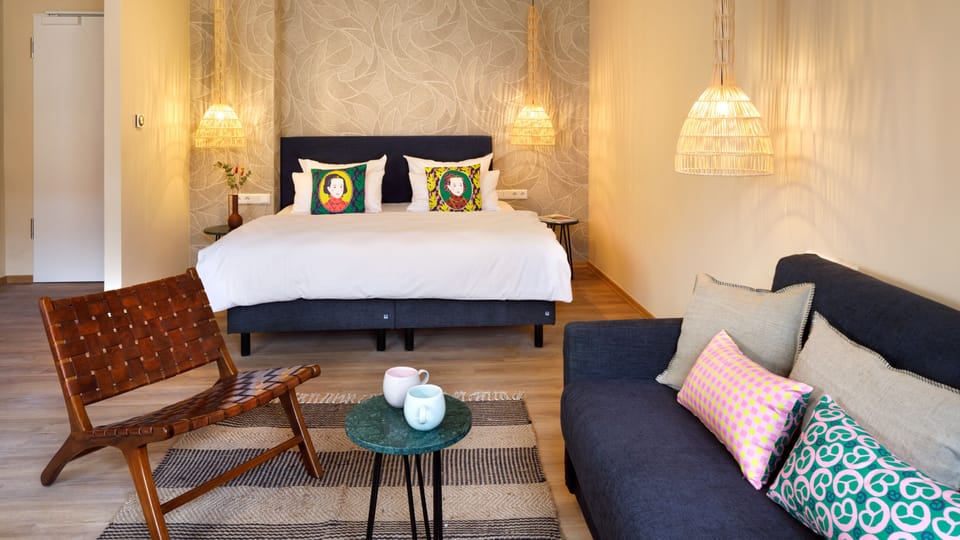 Family Room | Hypo-allergenic bedding, in-room safe, desk, soundproofing