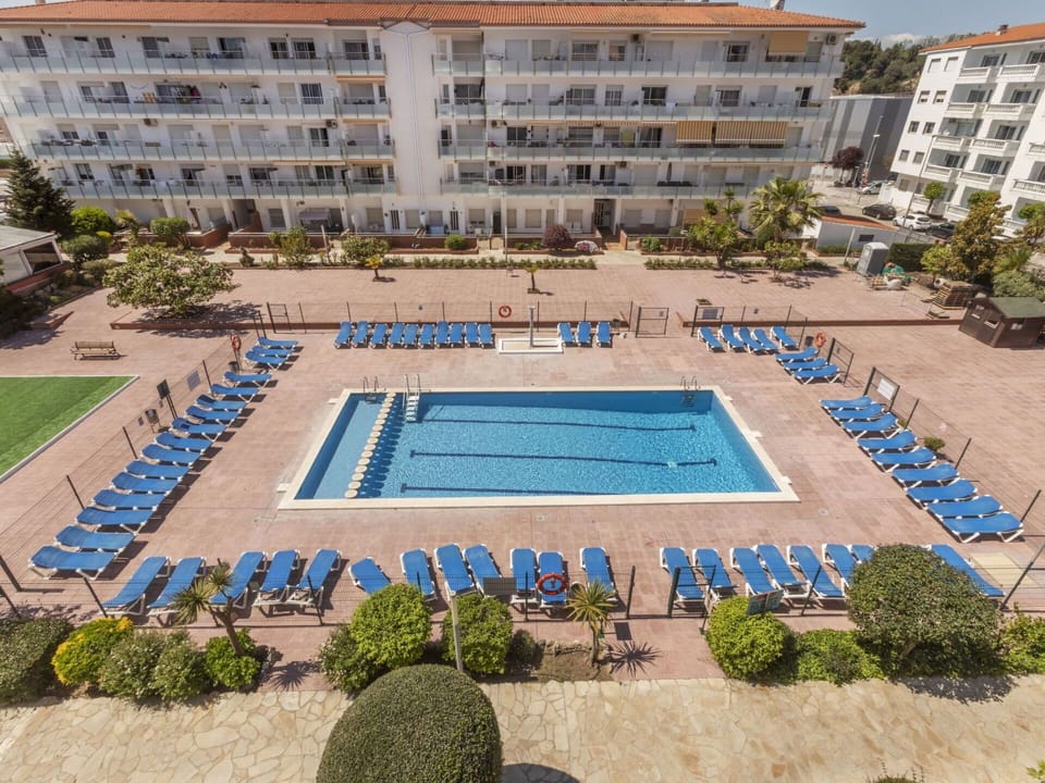 Swimming Pool, Resort, Leisure, Hotel, Vacation, Outdoor Furniture, Resort Town, Boutique Hotel