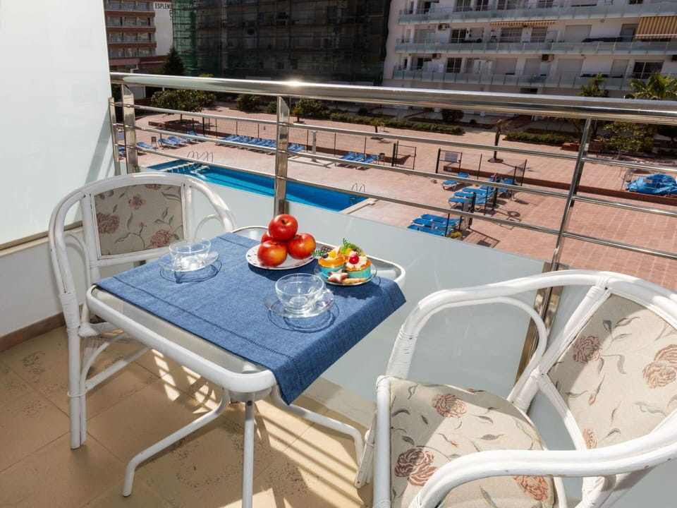 Furniture, Table, Building, Window, Outdoor Furniture, Chair, Leisure, Naval Architecture, Urban Design, Condominium