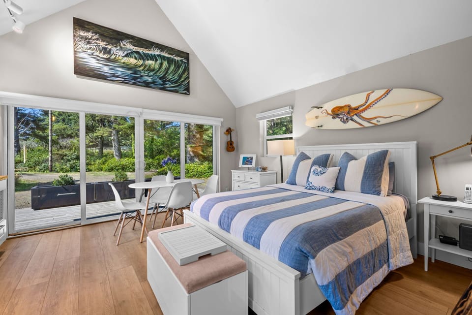 Queen bed