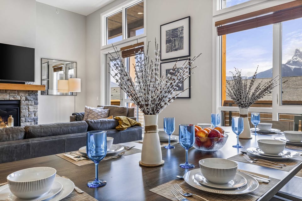 Dining Table w/ views