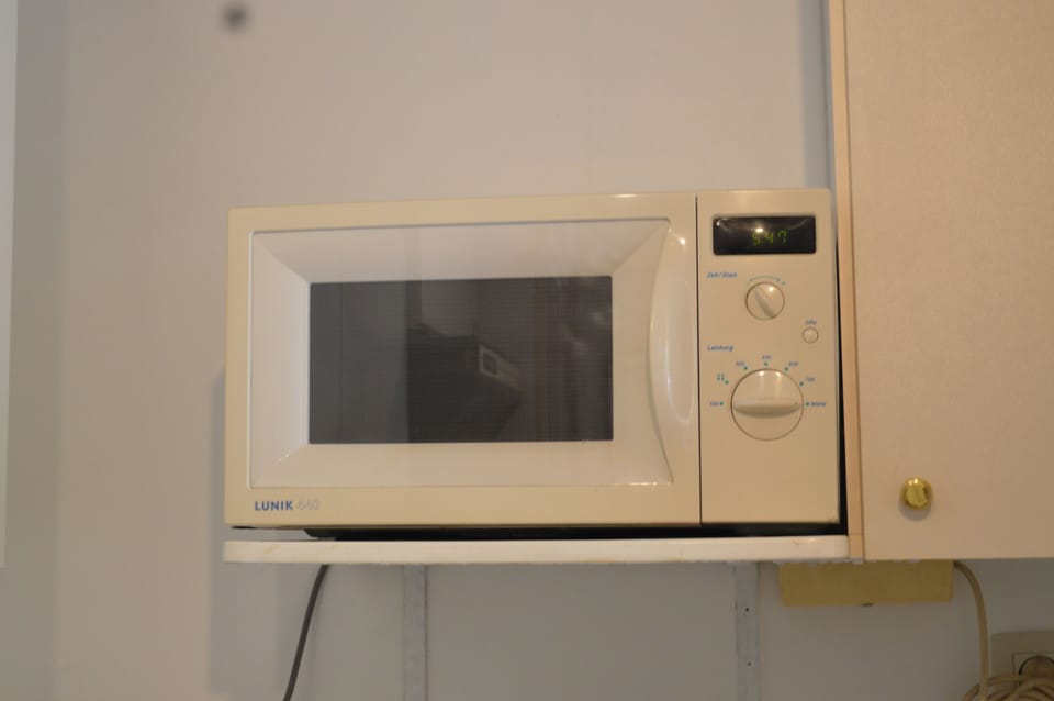 Microwave