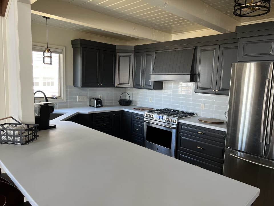 Beautiful kitchen: gas stove, oven, dishwshr, microwave, refrig, Keurig, toaster