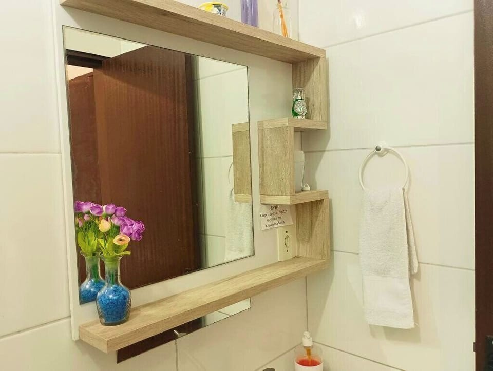 Executive Double Room | Bathroom | Shower, towels, soap, shampoo