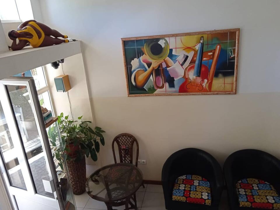 Shared Dormitory, 1 Bedroom, Terrace, City View | Living area | Books