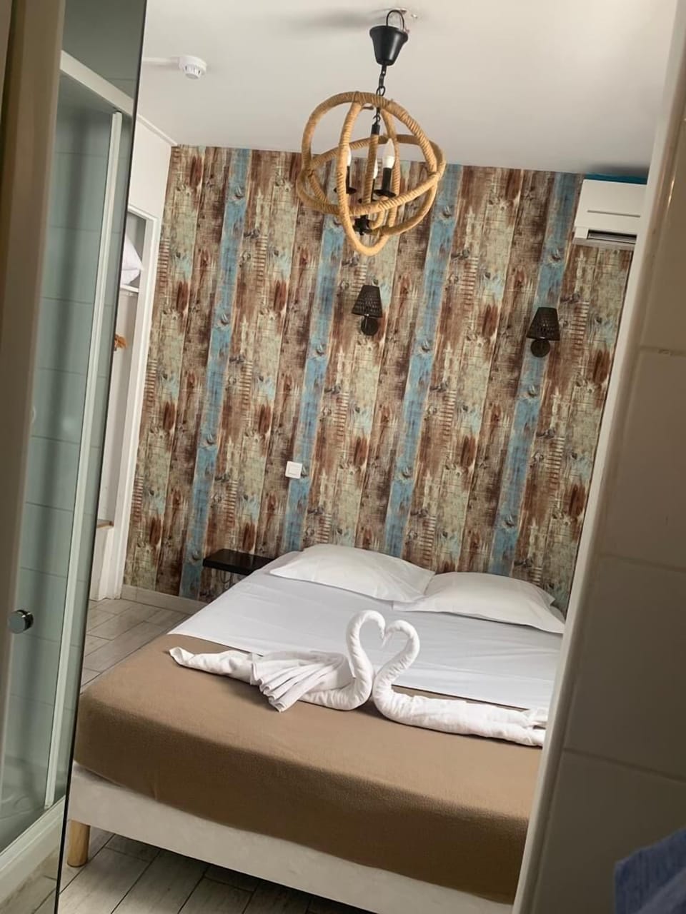 Economy Room | In-room safe, free WiFi, bed sheets