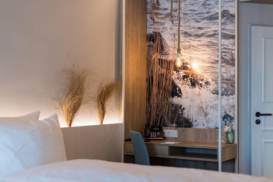 Comfort Double Room, Balcony, Harbor View | Premium bedding, in-room safe, desk, laptop workspace