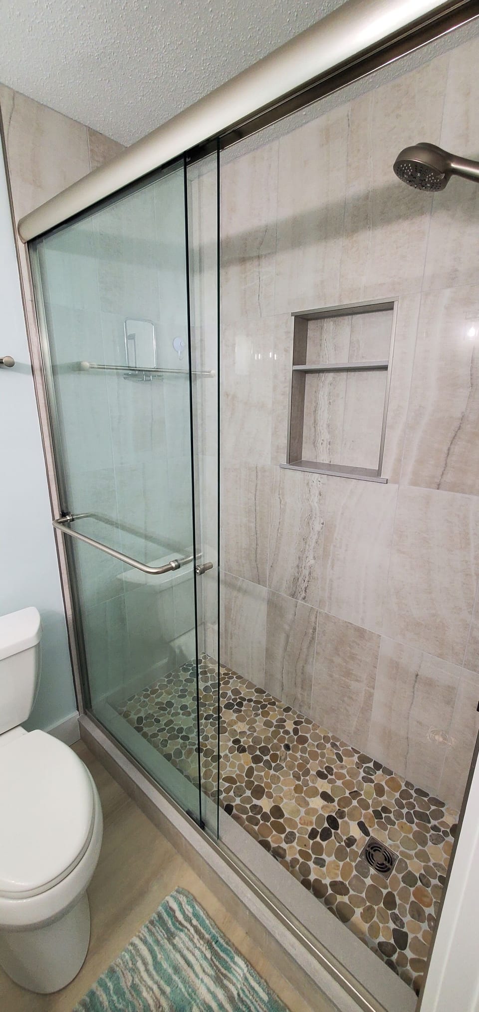  Second Floor en-suite Bathroom with Handheld Shower