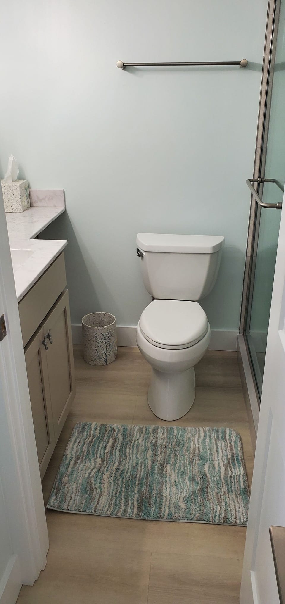 Second Floor en-suite Bathroom