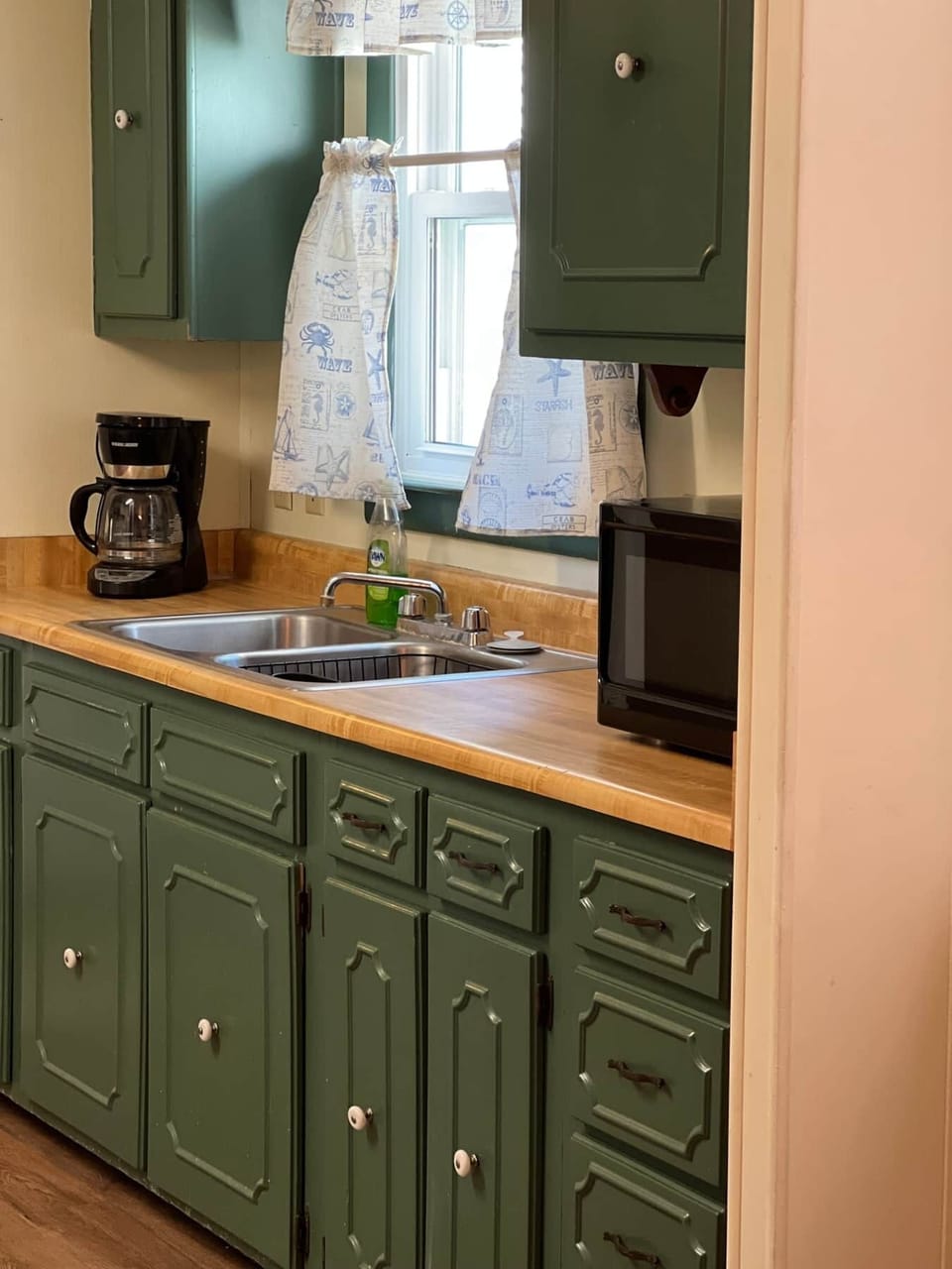 KITCHEN (2)