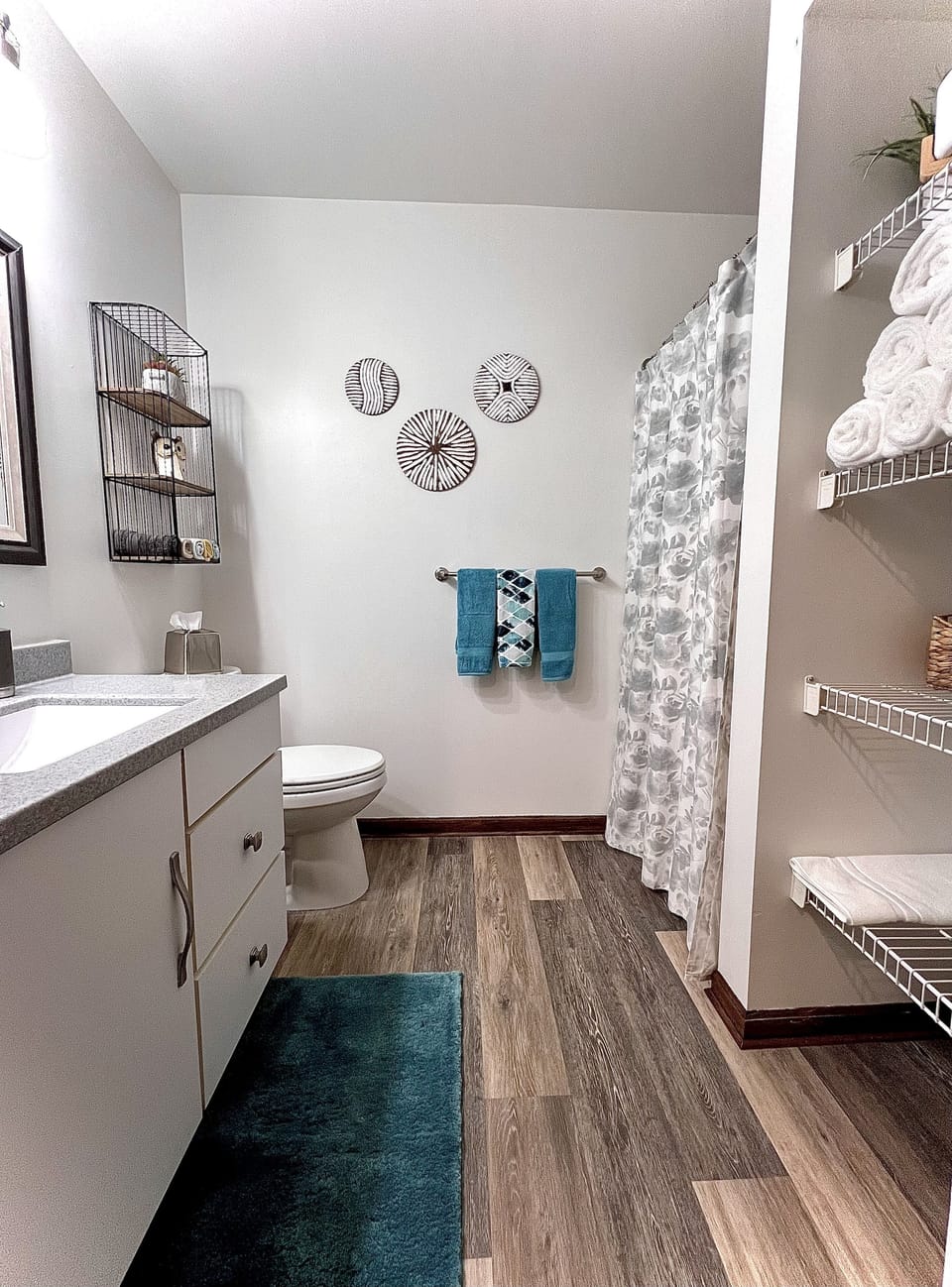 2nd Bathroom with Stall Shower and Neutrogena Soaps provided 