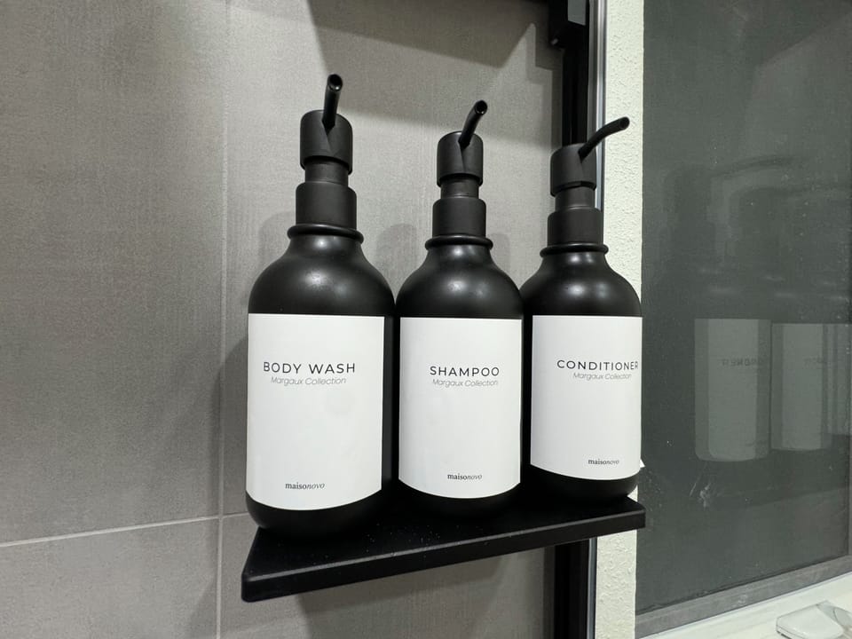 Bathroom amenities