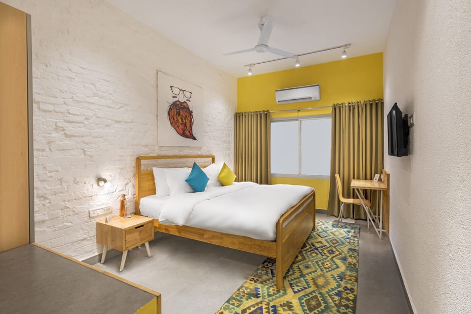 Standard Room | Free WiFi, bed sheets
