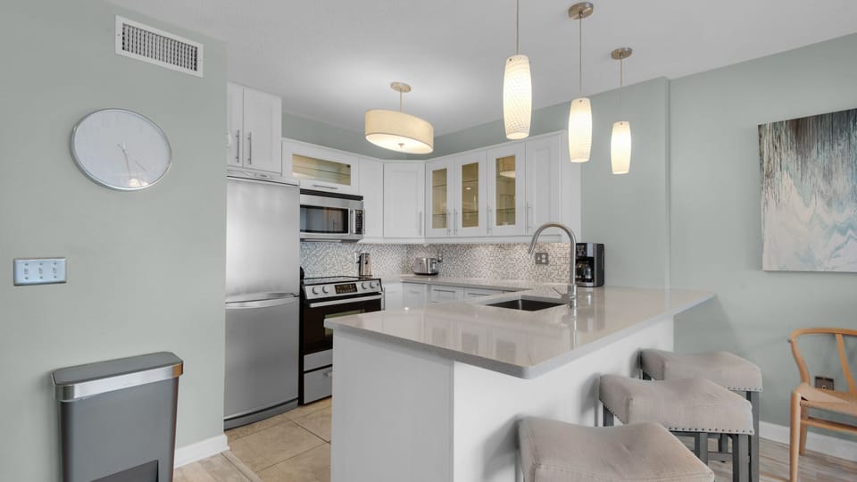 Mistral 1 Kitchen