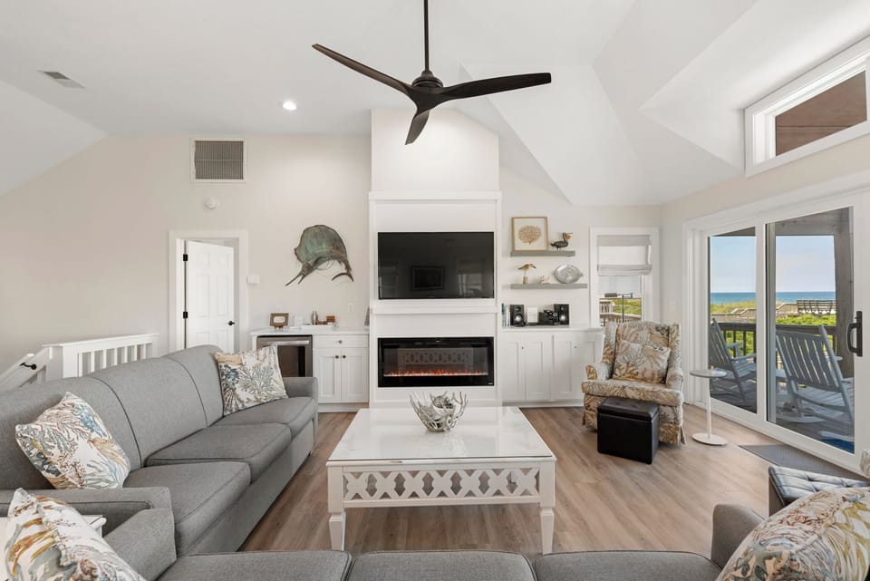 BH4S: Ballahack Cottage | Top Level Living Area