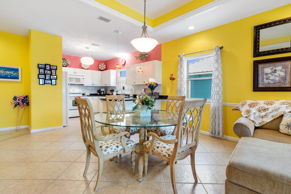 Mellow Yellow, Fort Morgan, Signature Properties