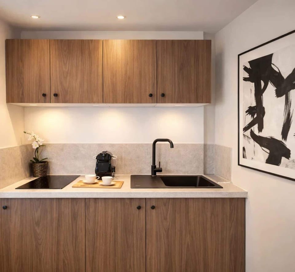 Well equipped kitchen with Nespresso machine