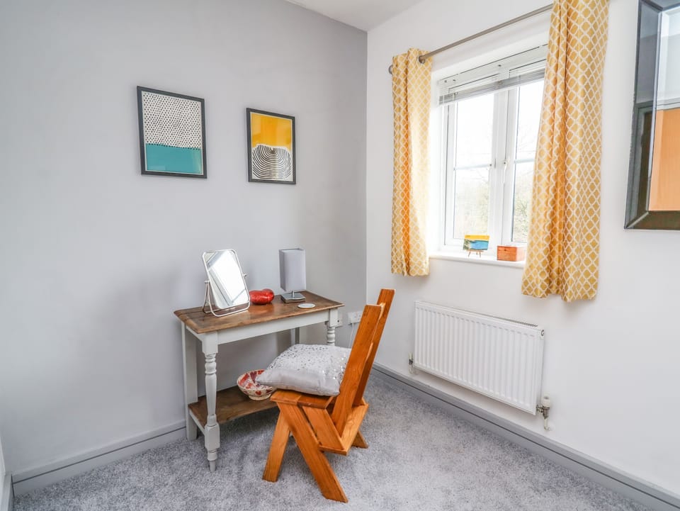 Cottage | 2 bedrooms, individually decorated, individually furnished, free WiFi