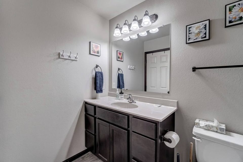 Jack and Jill bathroom off the main bedroom on the upper level.  Shampoo, body wash, and body lotion as well as eye makeup remover provided for your convenience.