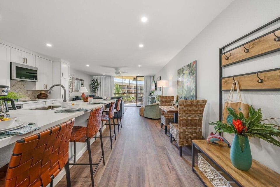 Modern kitchen with a large island and seating—ideal for breakfasts, meal prep, or casual dining