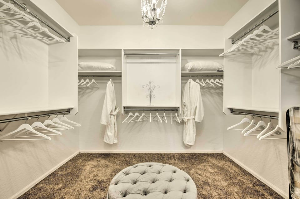 Bedroom 1 | Walk-In Closet