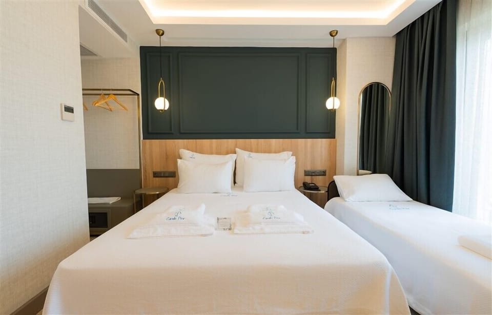 Comfort Room, Garden View | Premium bedding, free minibar, free WiFi, bed sheets