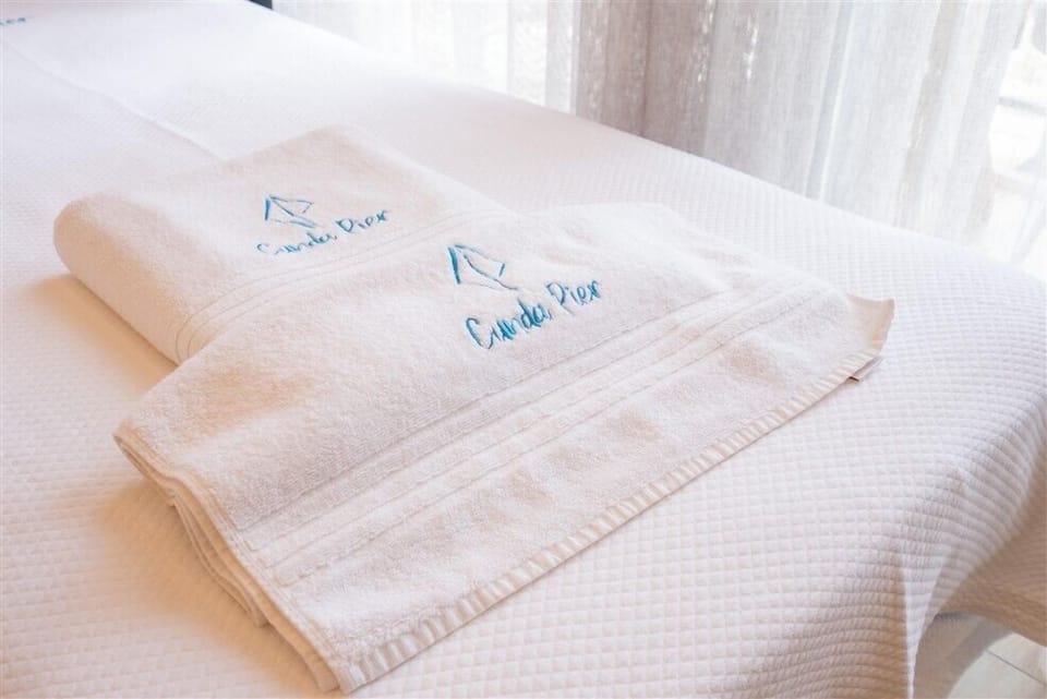 Comfort Room, Garden View | Premium bedding, free minibar, free WiFi, bed sheets